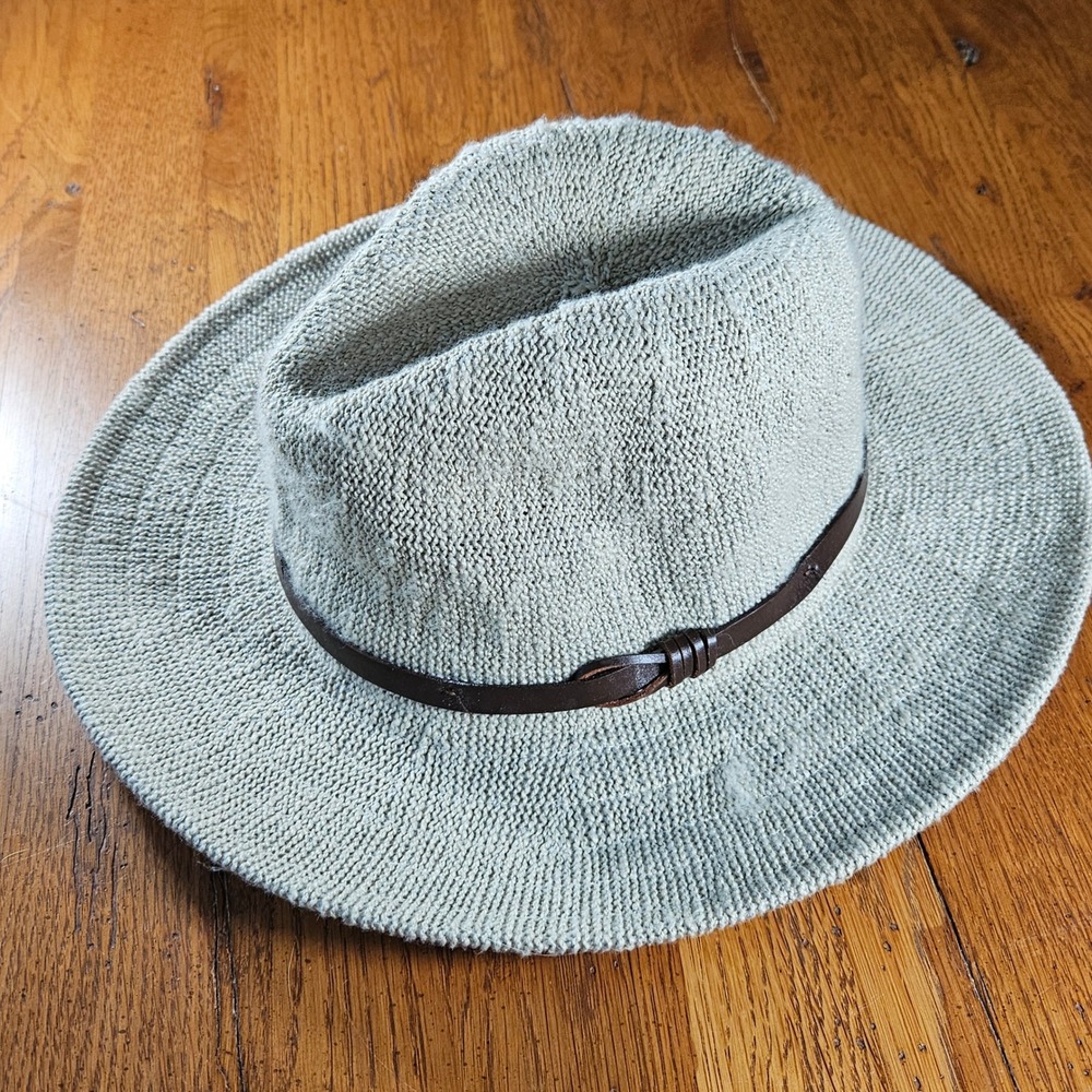 Wyeth Women's Hat‎ Fedora Style Oatmeal Gray Brown Band O/S Polyester Fashion